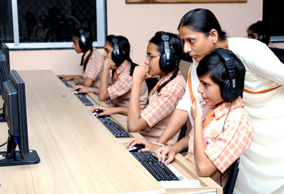 Computer lab & Library